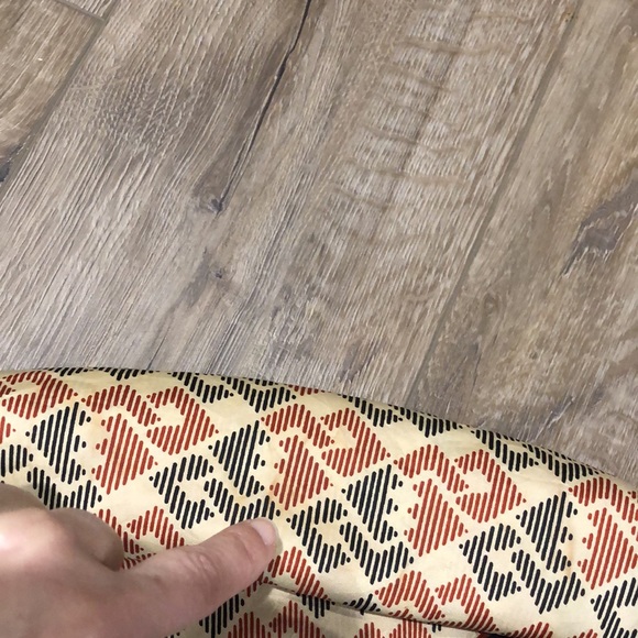 Vintage DANIEL LA FORÊT 100% Silk Scarf - Picture 5 of 7